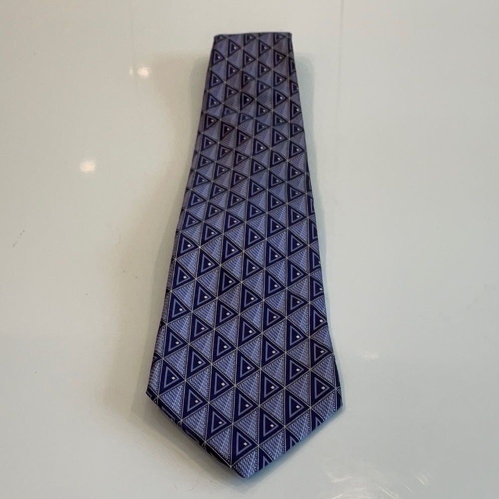 Zylos George Machado Tie,  Lavender Triangle Pattern Tie